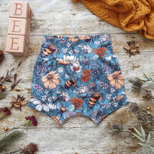 Load image into Gallery viewer, Floral Bee Cuffed Shorts