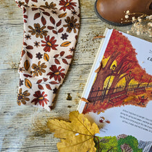 Load image into Gallery viewer, Golden Meadow Slim Leg Leggings