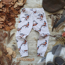 Load image into Gallery viewer, Pheasants Slim Leg Leggings