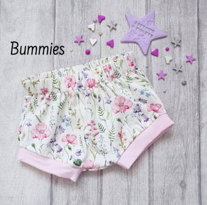 Floral Bee Bummies